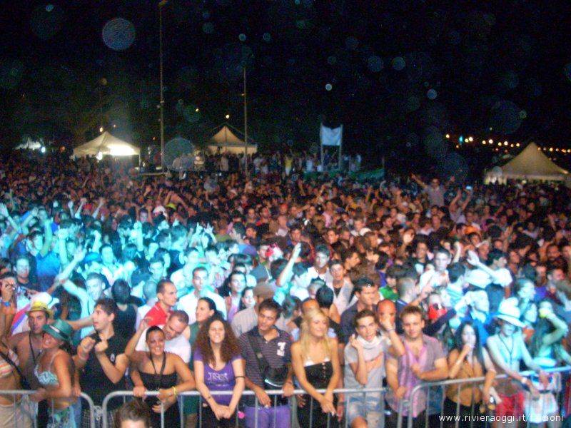 La folla accorsa al Super Summer Games 2009
